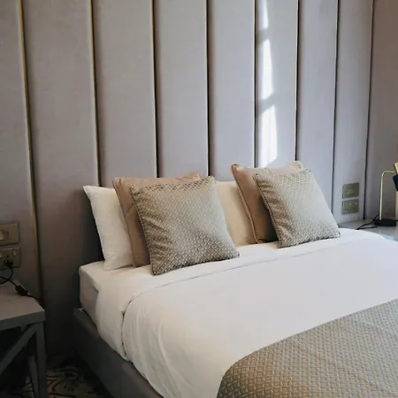 Palazzo De La Sengle Boutique سنجليا