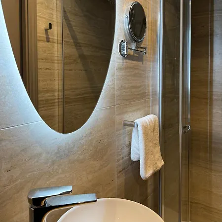 Palazzo De La Sengle Boutique *