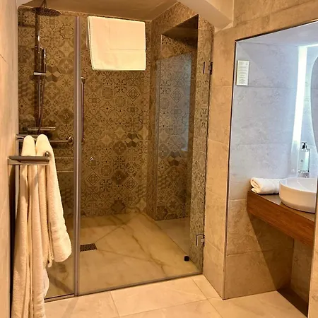 Palazzo De La Sengle Boutique Hotel *