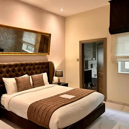 Palazzo De La Sengle Boutique *