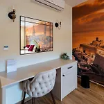 Palazzo De La Sengle Boutique * سنجليا