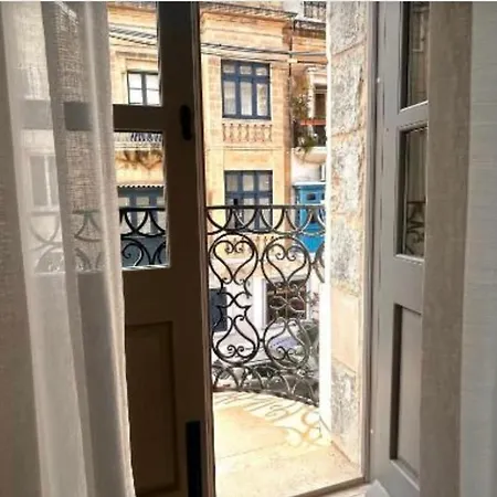 Palazzo De La Sengle Boutique Hotel *
