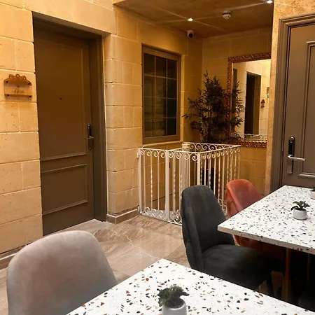 Palazzo De La Sengle Boutique *
