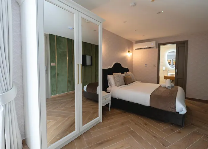 Palazzo De La Sengle Boutique Hotel