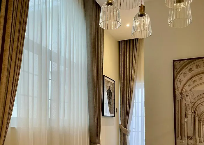 Palazzo De La Sengle Boutique *